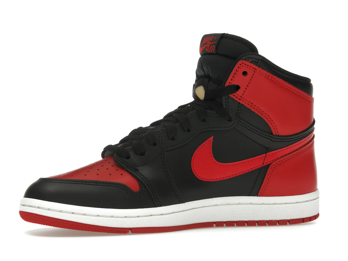 Vue 17 de Jordan 1 Retro High '85 OG Bred (2025)
