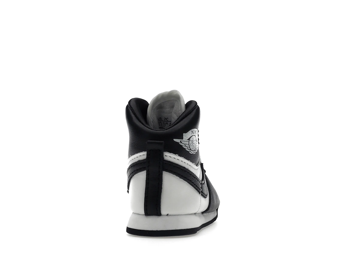 Vue 29 de Jordan 1 Retro High '85 Black White (2023) (TD)