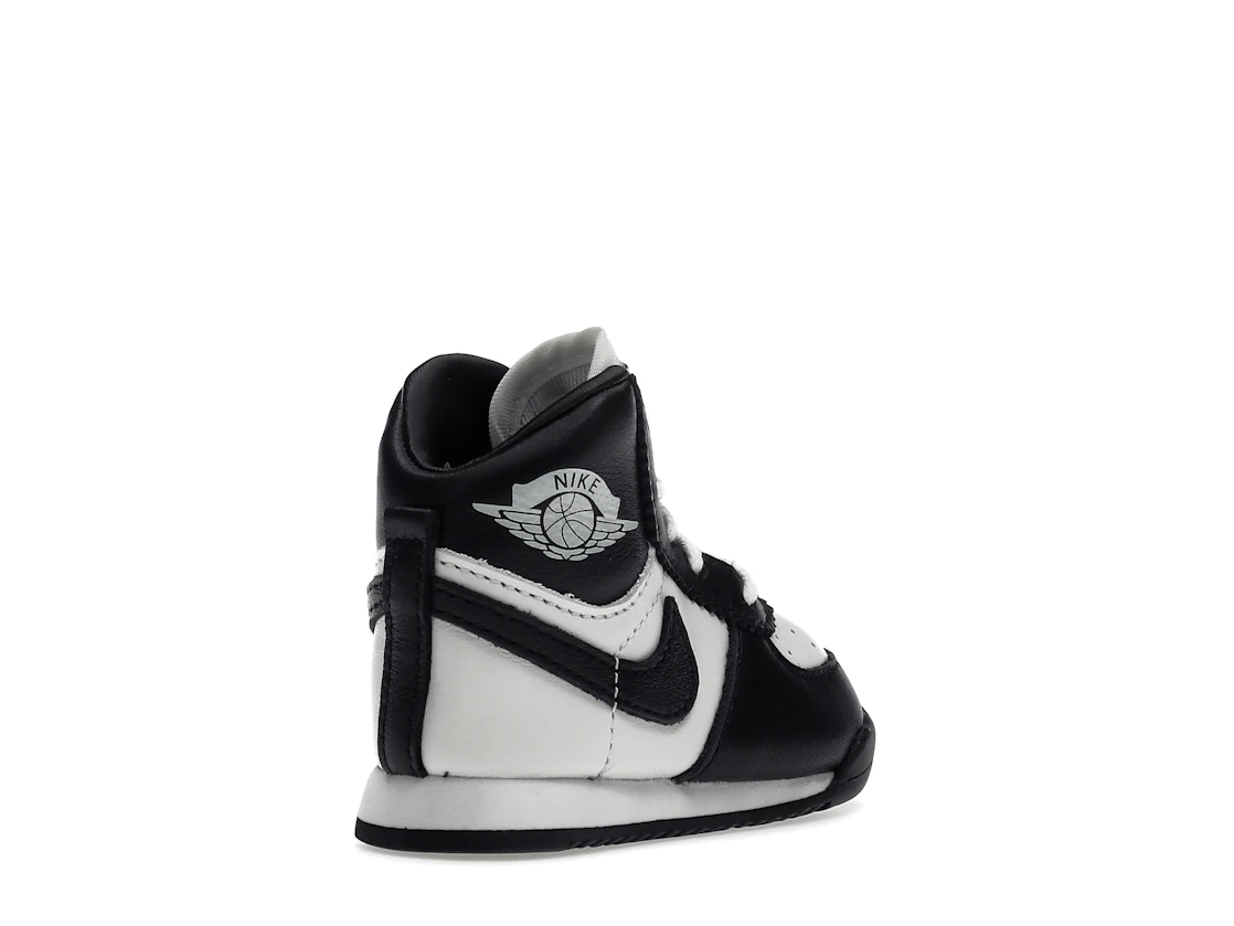 Vue 32 de Jordan 1 Retro High '85 Black White (2023) (TD)