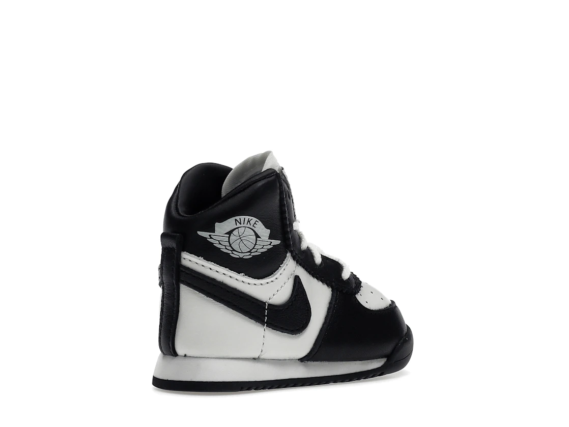 Vue 33 de Jordan 1 Retro High '85 Black White (2023) (TD)