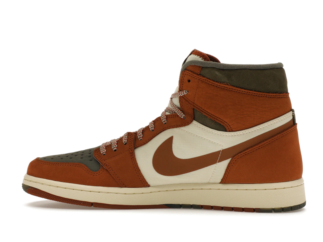 Vue 20 de Jordan 1 Retro High Element Gore-Tex Legend Coffee