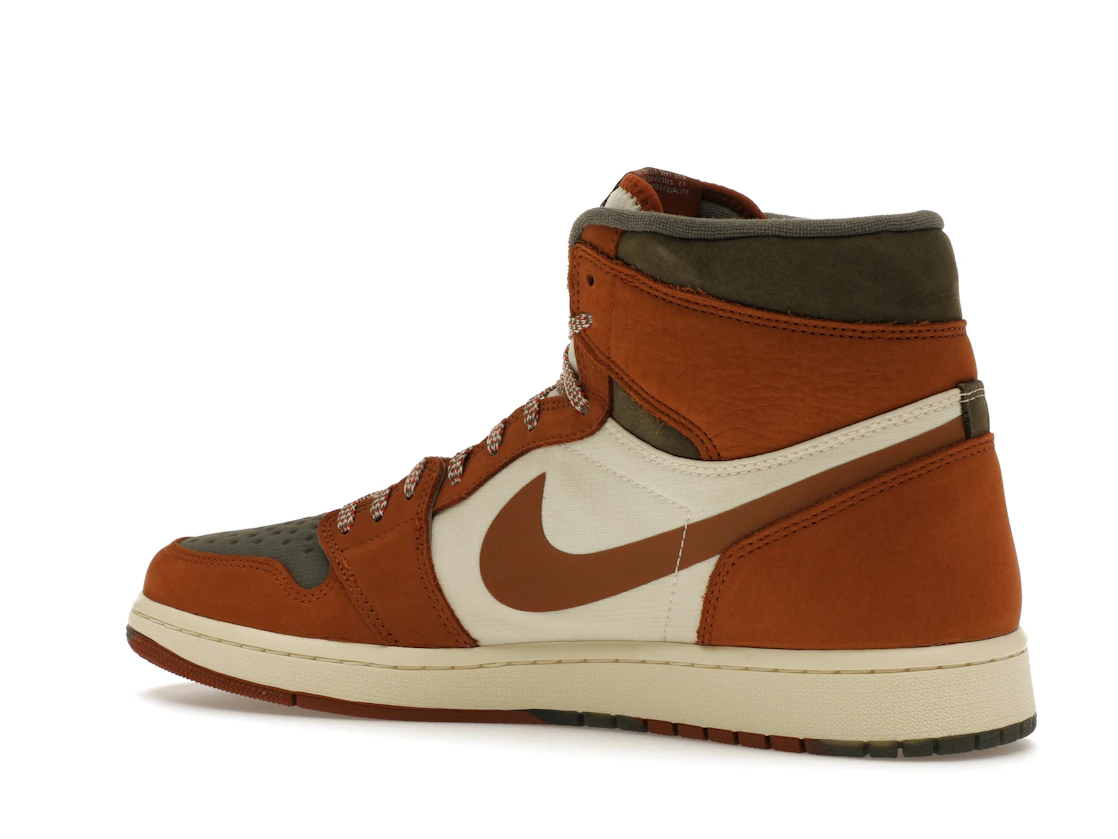 Vue 22 de Jordan 1 Retro High Element Gore-Tex Legend Coffee