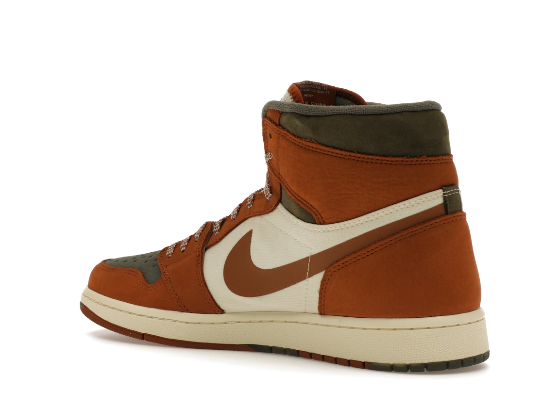 Vue 23 de Jordan 1 Retro High Element Gore-Tex Legend Coffee
