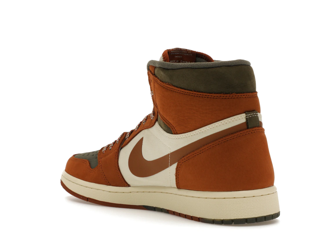 Vue 24 de Jordan 1 Retro High Element Gore-Tex Legend Coffee