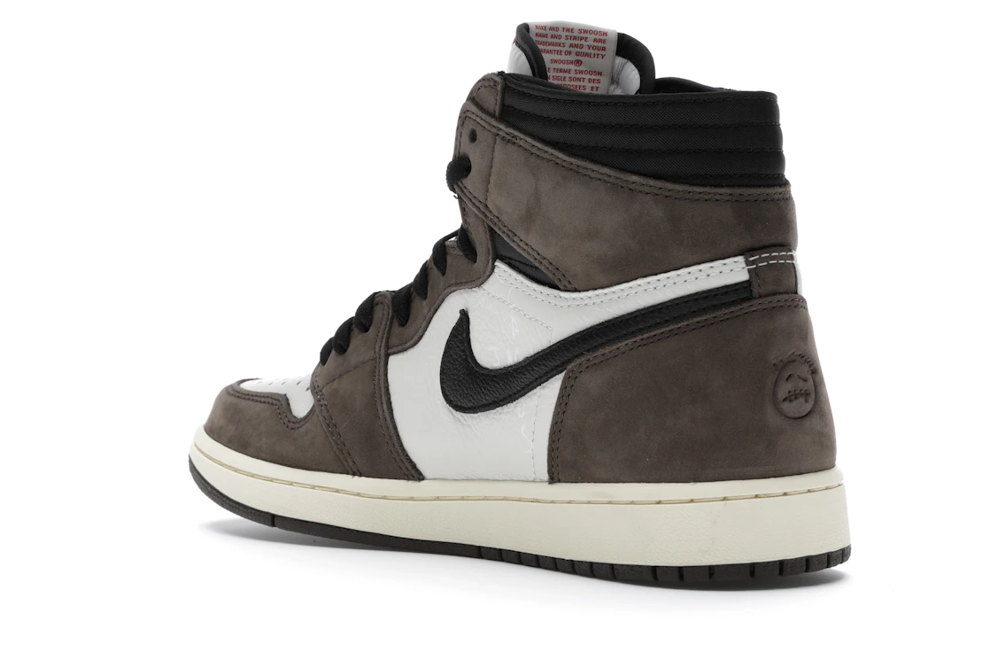 Vue 24 de Jordan 1 Retro High OG SP Travis Scott Mocha