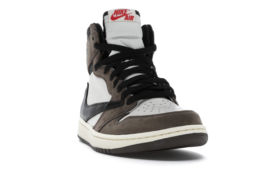 Vue 8 de Jordan 1 Retro High OG SP Travis Scott Mocha