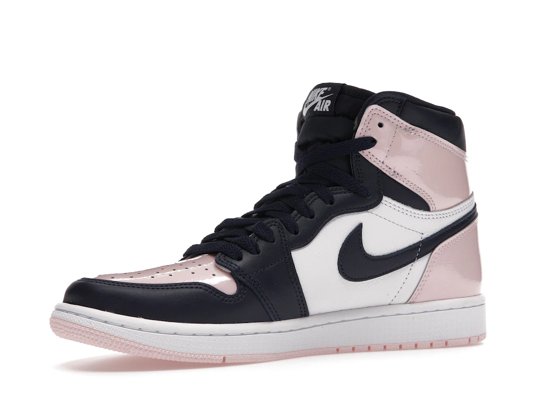Vue 16 de Jordan 1 Retro High OG Atmosphere 
