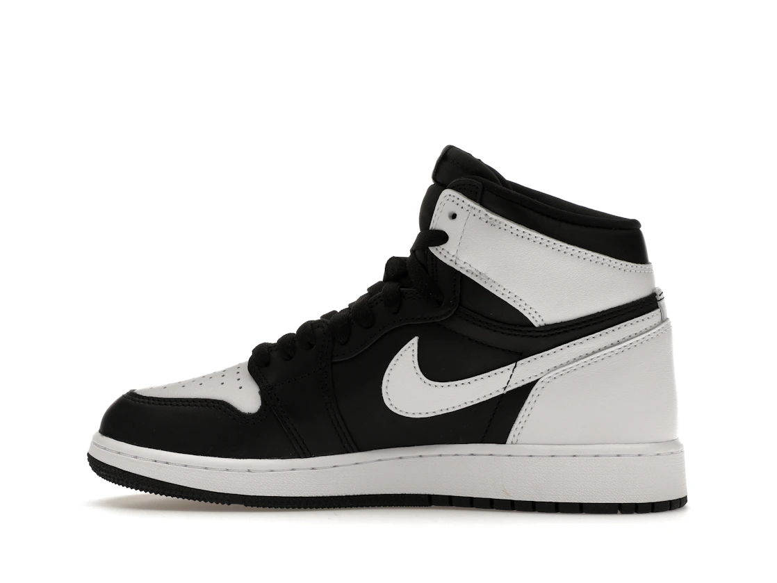 Vue 20 de Jordan 1 Retro High OG Black White (GS)
