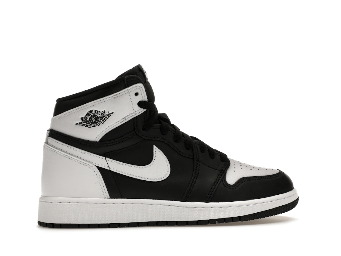 Vue 36 de Jordan 1 Retro High OG Black White (GS)