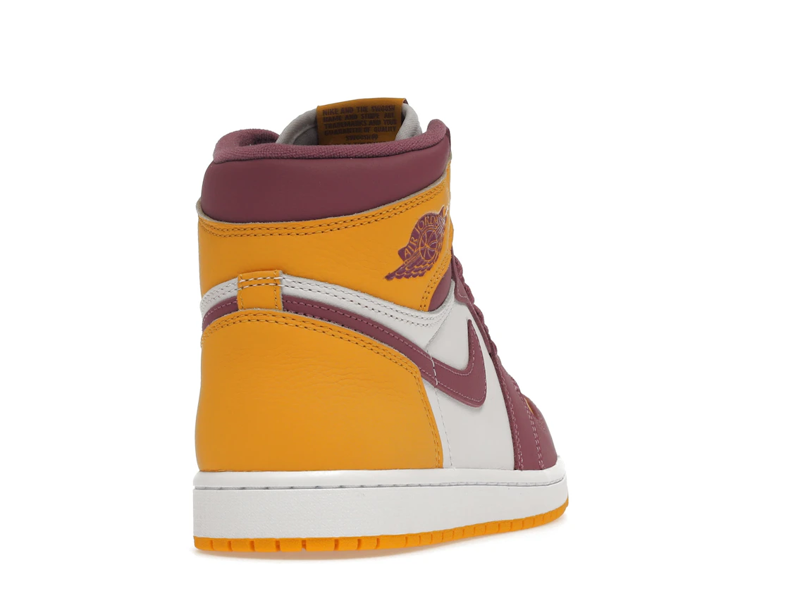 Vue 30 de Jordan 1 Retro High OG Brotherhood