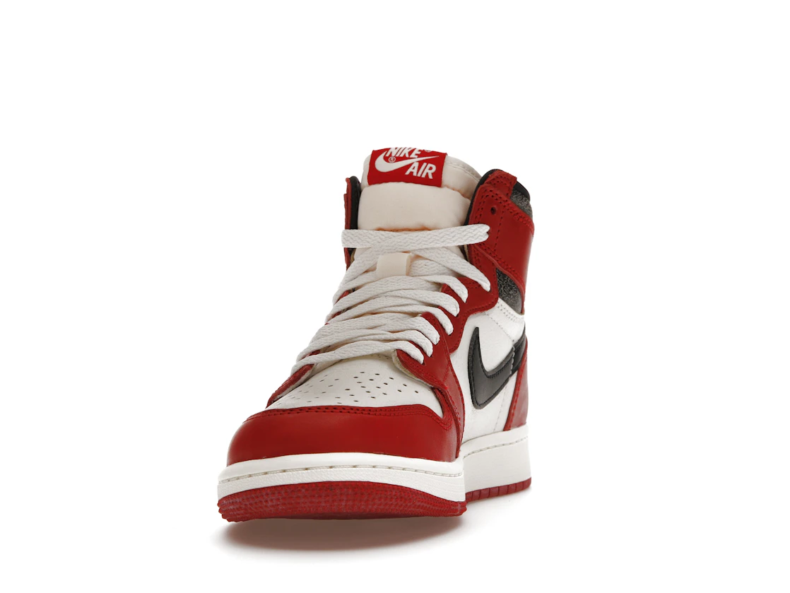 Vue 12 de Jordan 1 Retro High OG Chicago Lost and Found (GS)