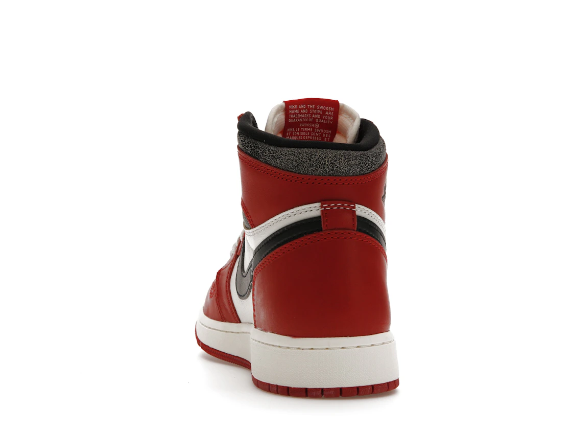 Vue 27 de Jordan 1 Retro High OG Chicago Lost and Found (GS)