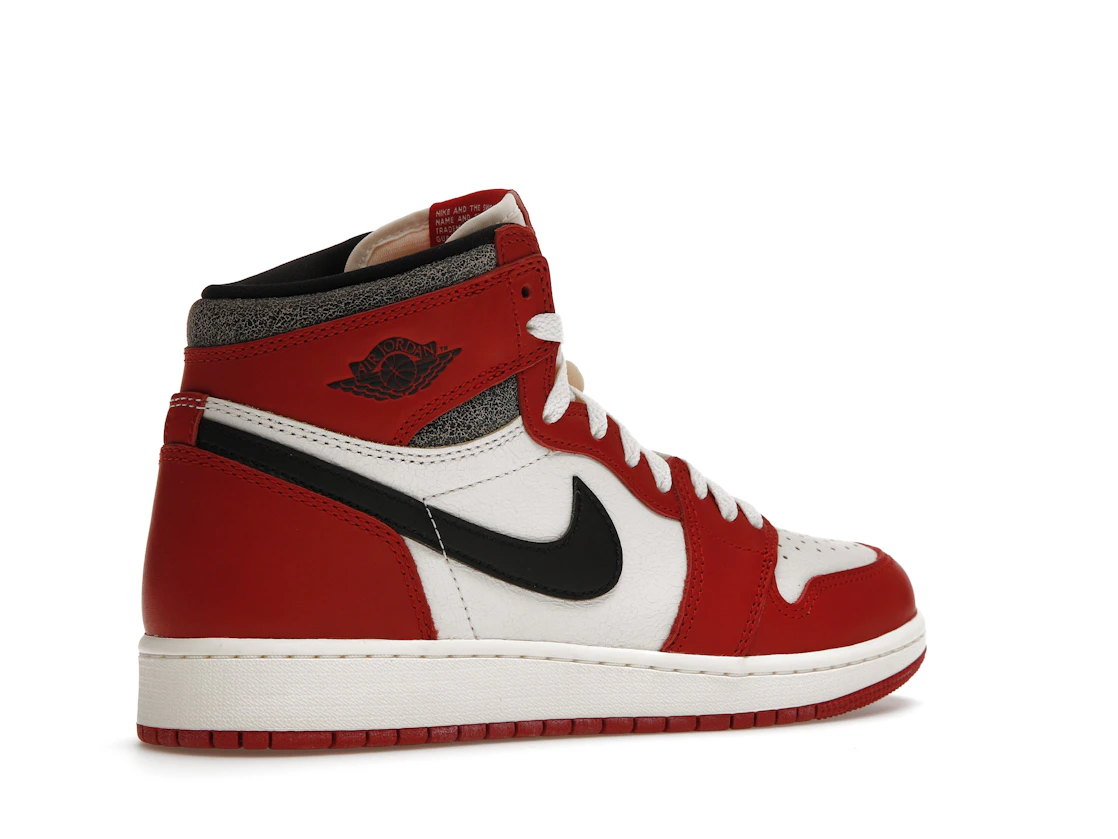 Vue 34 de Jordan 1 Retro High OG Chicago Lost and Found (GS)