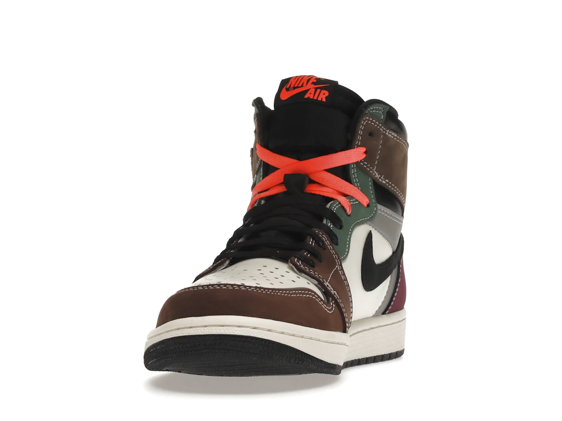 Vue 12 de Jordan 1 Retro High OG Hand Crafted