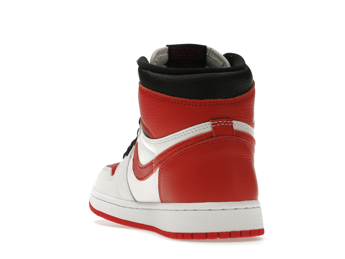 Vue 26 de Jordan 1 Retro High OG Heritage