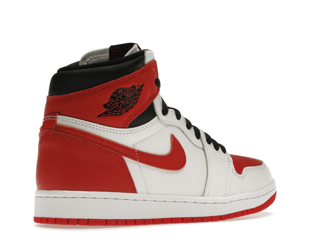 Vue 33 de Jordan 1 Retro High OG Heritage