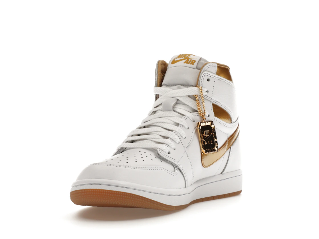 Vue 13 de Jordan 1 Retro High OG Metallic Gold 
