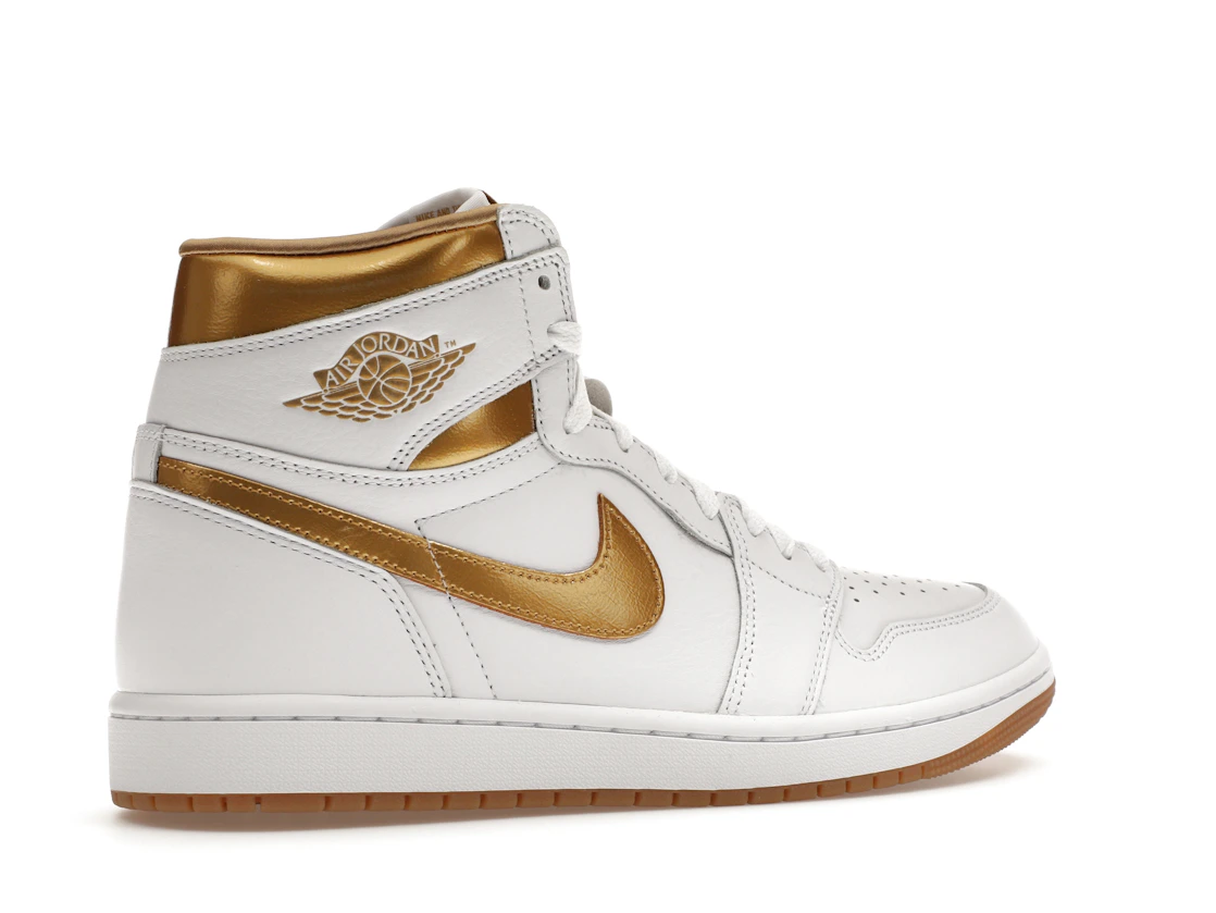 Vue 34 de Jordan 1 Retro High OG Metallic Gold 
