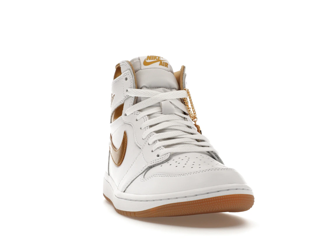 Vue 8 de Jordan 1 Retro High OG Metallic Gold 
