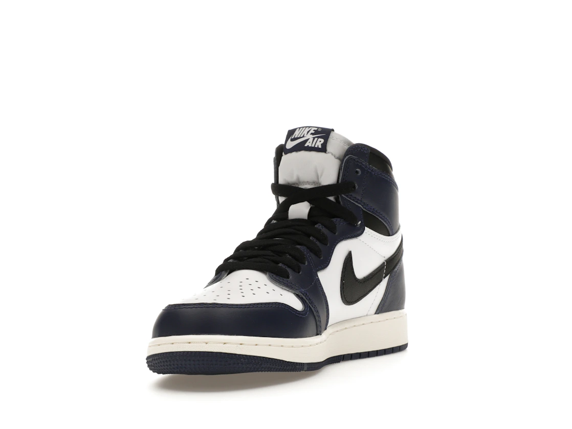 Vue 13 de Jordan 1 Retro High OG Midnight Navy (GS)