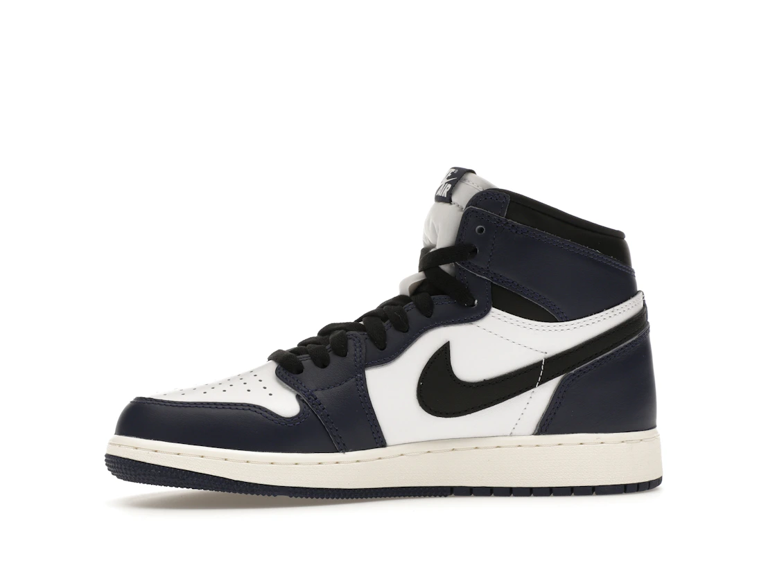 Vue 18 de Jordan 1 Retro High OG Midnight Navy (GS)