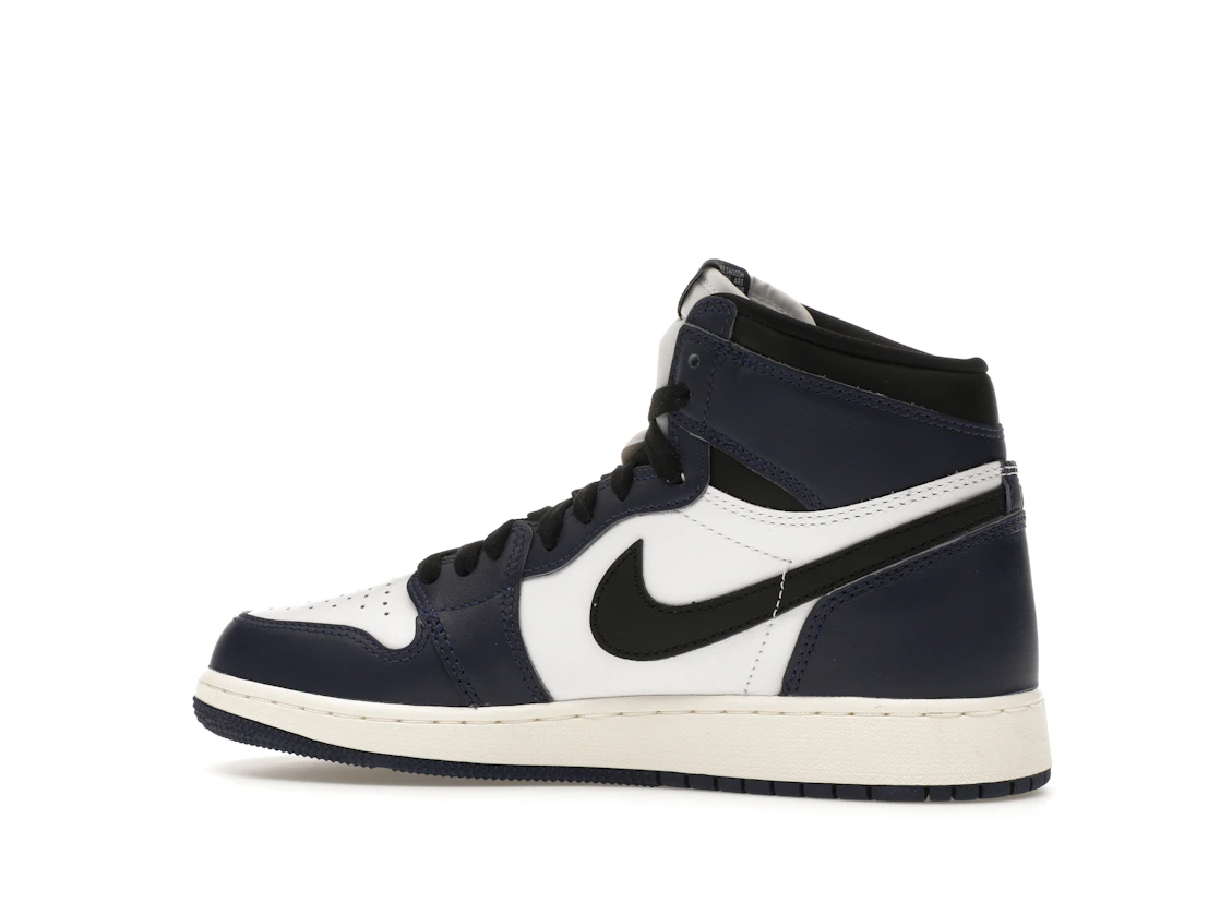 Vue 21 de Jordan 1 Retro High OG Midnight Navy (GS)