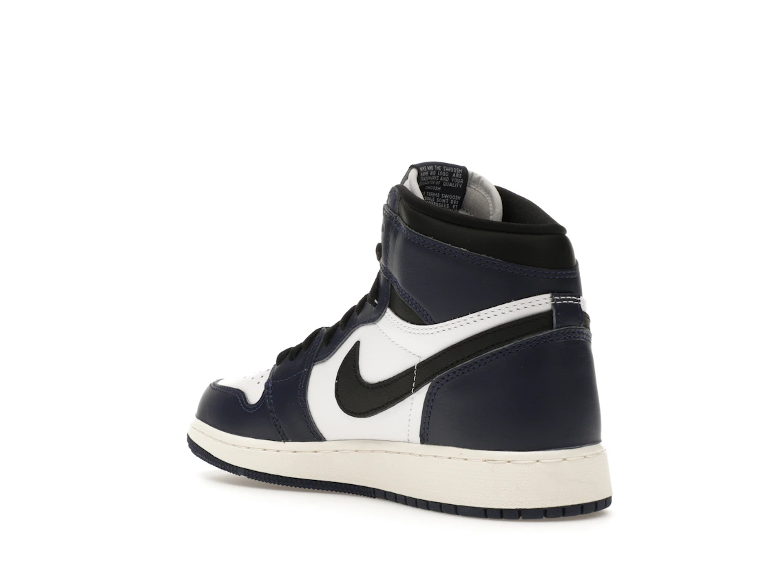 Vue 24 de Jordan 1 Retro High OG Midnight Navy (GS)