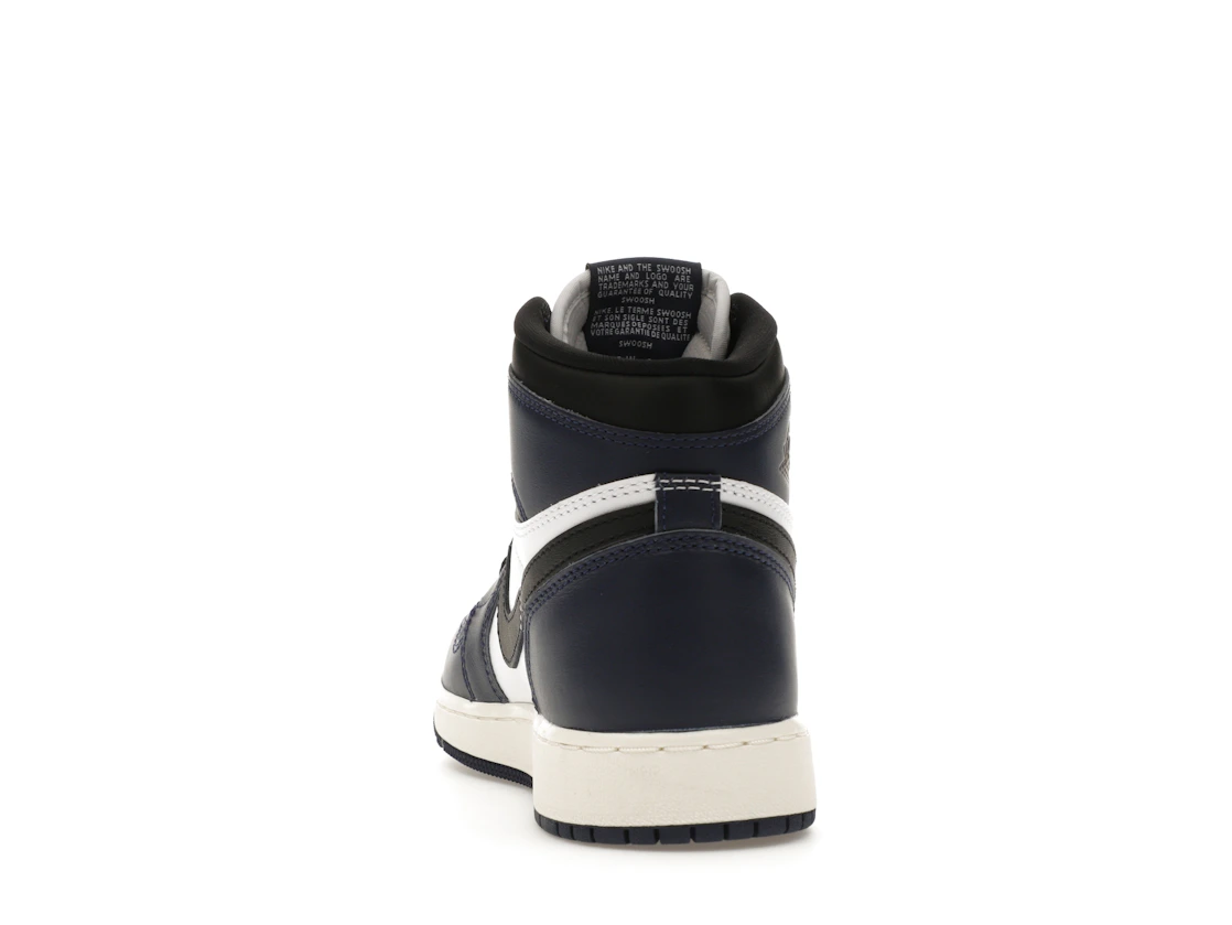 Vue 27 de Jordan 1 Retro High OG Midnight Navy (GS)