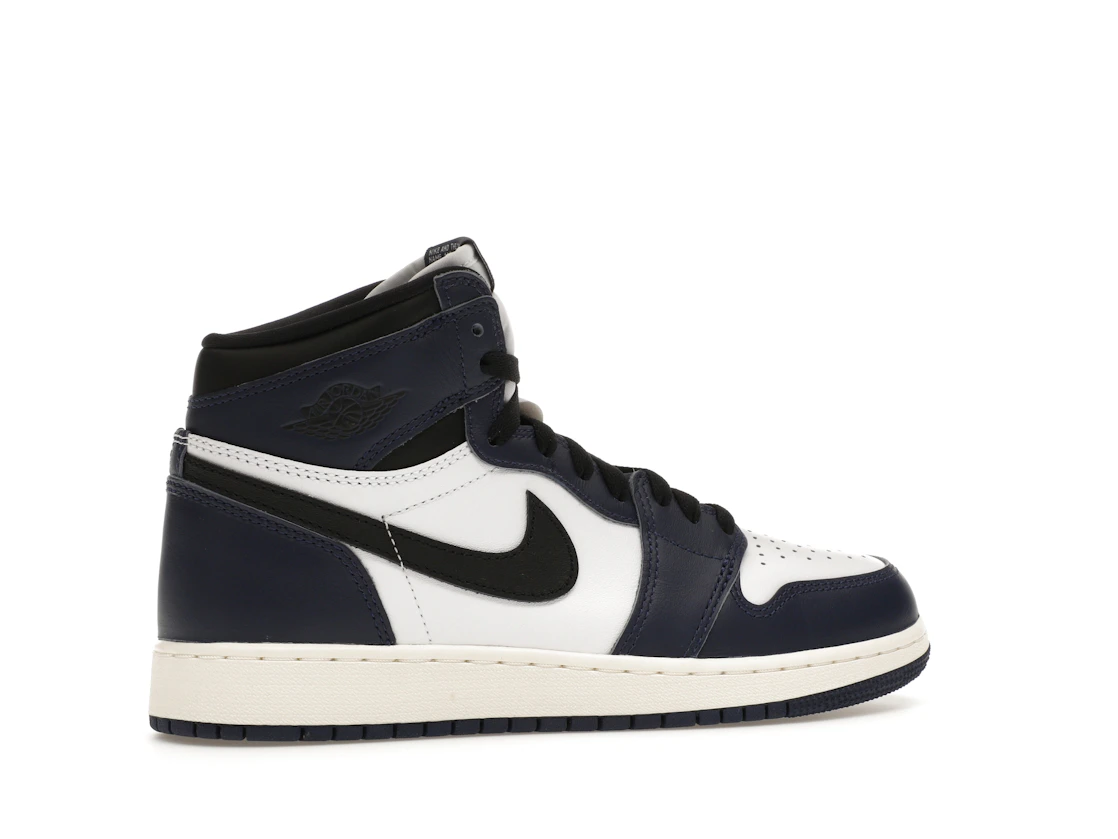 Vue 35 de Jordan 1 Retro High OG Midnight Navy (GS)