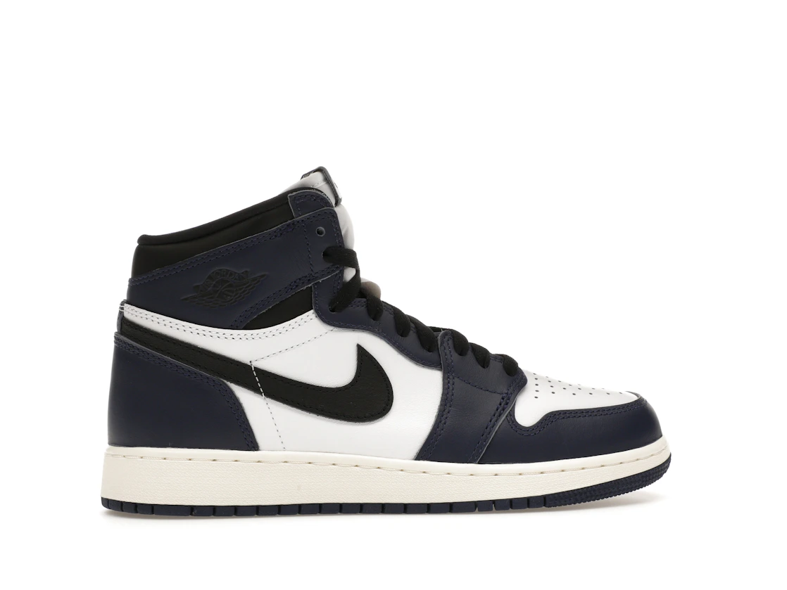 Vue 36 de Jordan 1 Retro High OG Midnight Navy (GS)