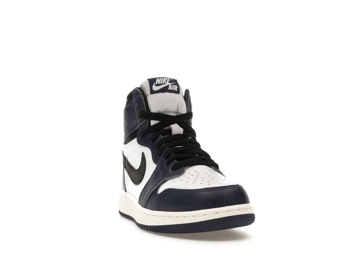 Vue 8 de Jordan 1 Retro High OG Midnight Navy (GS)
