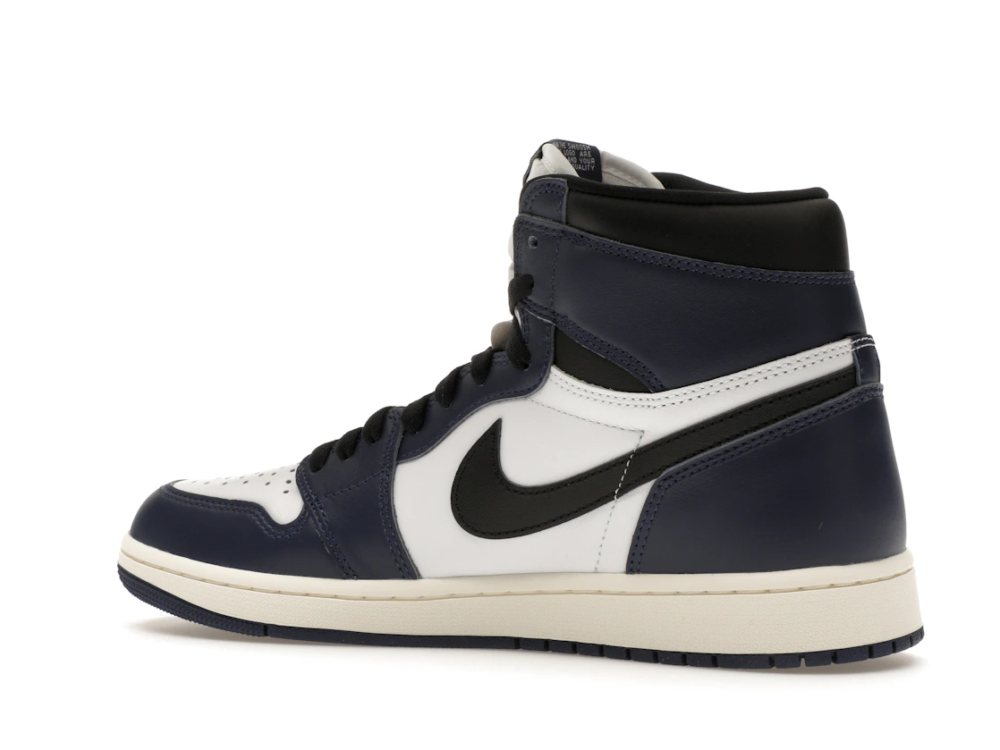 Vue 22 de Jordan 1 Retro High OG Midnight Navy