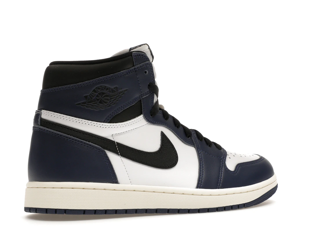 Vue 34 de Jordan 1 Retro High OG Midnight Navy