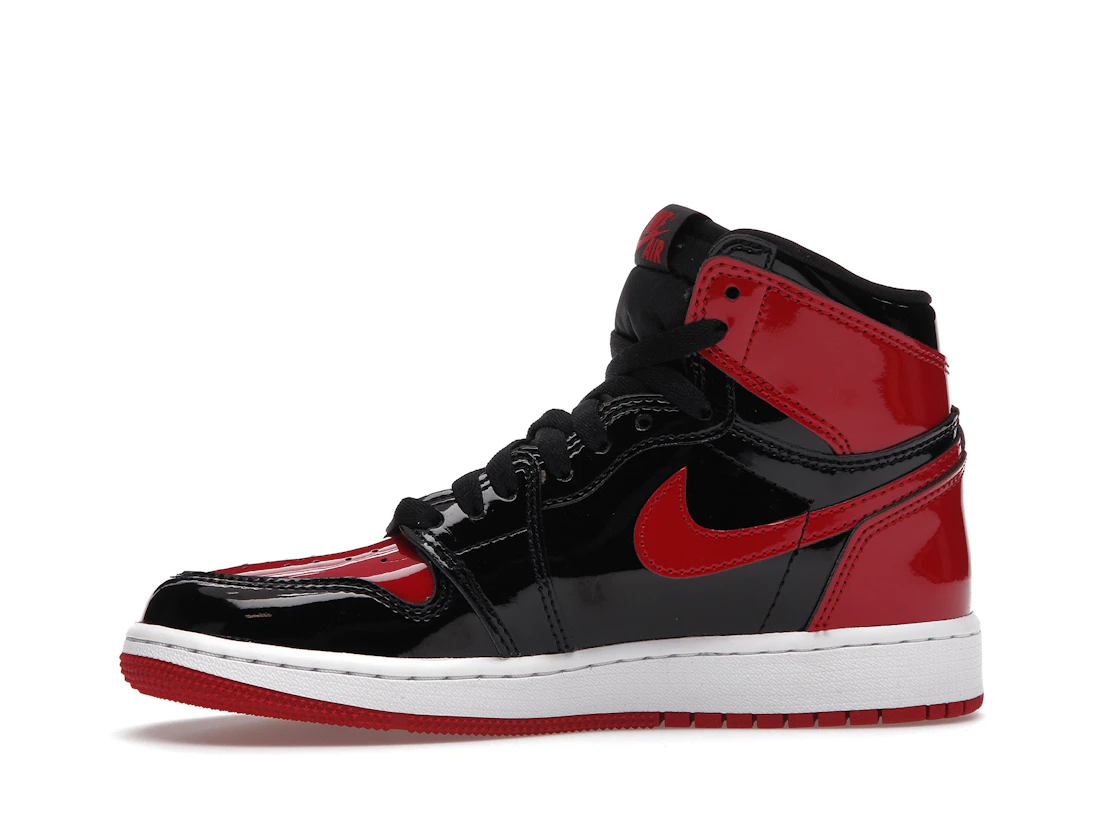 Vue 18 de Jordan 1 Retro High OG Patent Bred (GS)