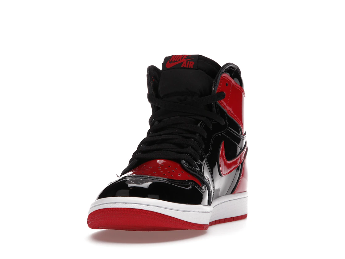 Vue 12 de Jordan 1 Retro High OG Patent Bred