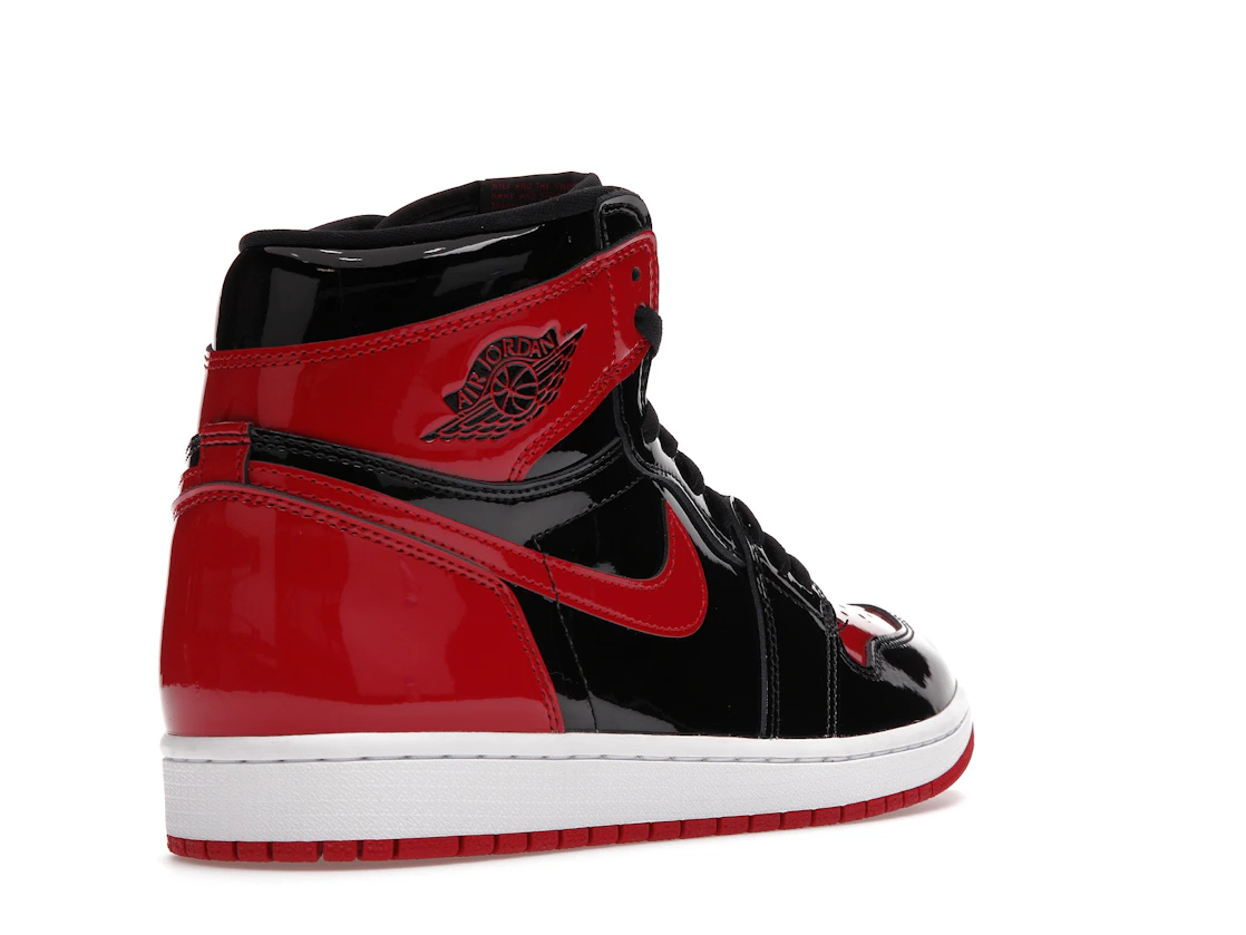 Vue 32 de Jordan 1 Retro High OG Patent Bred