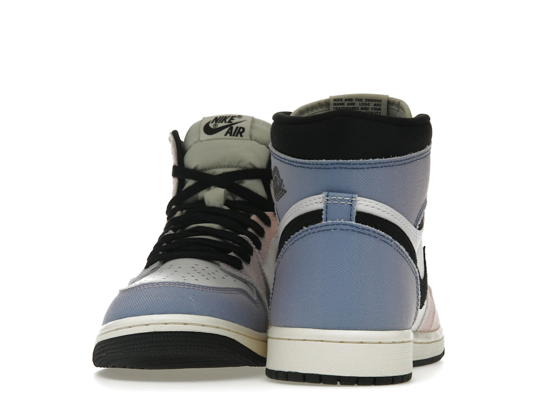 Vue 11 de Jordan 1 Retro High OG Skyline