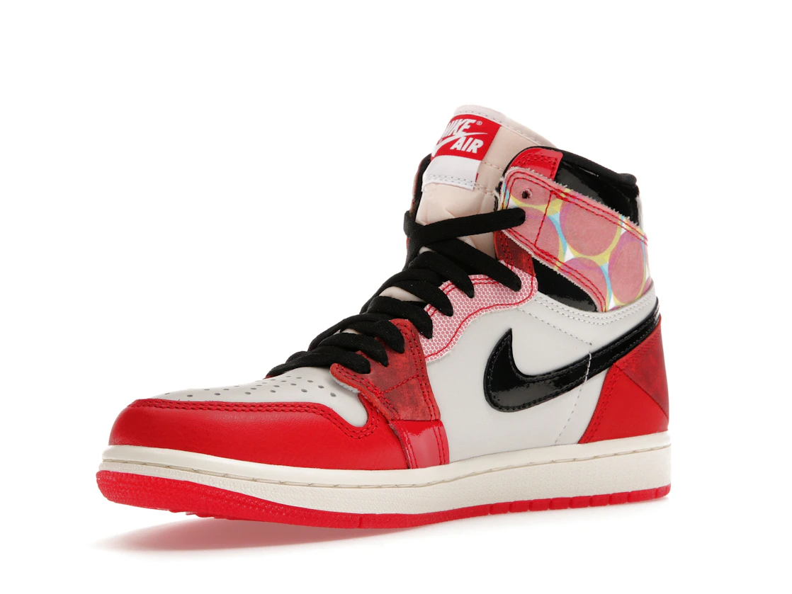 Vue 15 de Jordan 1 Retro High OG Spider-Man Across the Spider-Verse