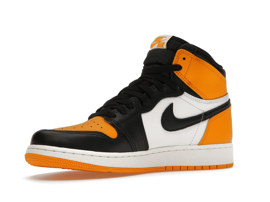 Vue 16 de Jordan 1 Retro High OG Taxi (GS)