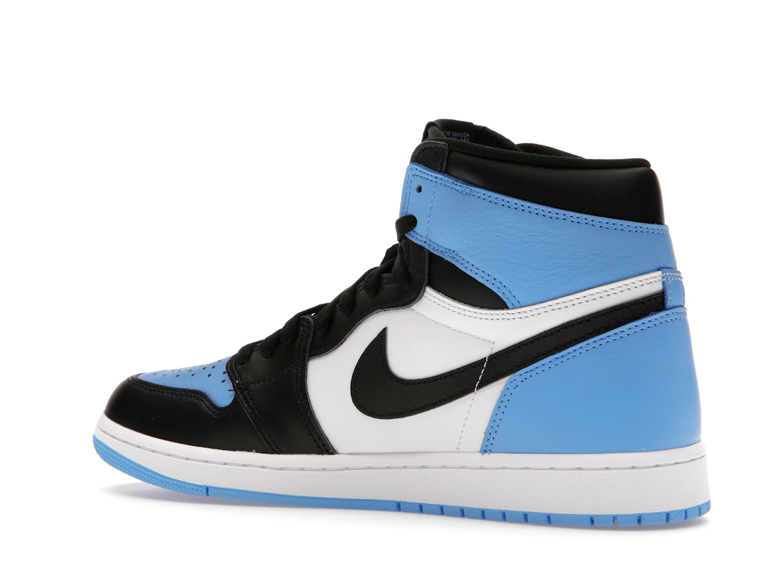 Vue 22 de Jordan 1 Retro High OG UNC Toe