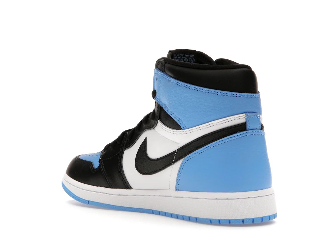 Vue 24 de Jordan 1 Retro High OG UNC Toe