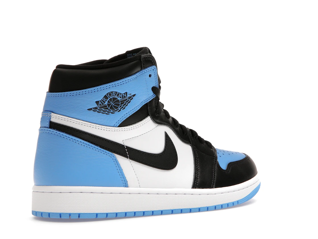Vue 33 de Jordan 1 Retro High OG UNC Toe