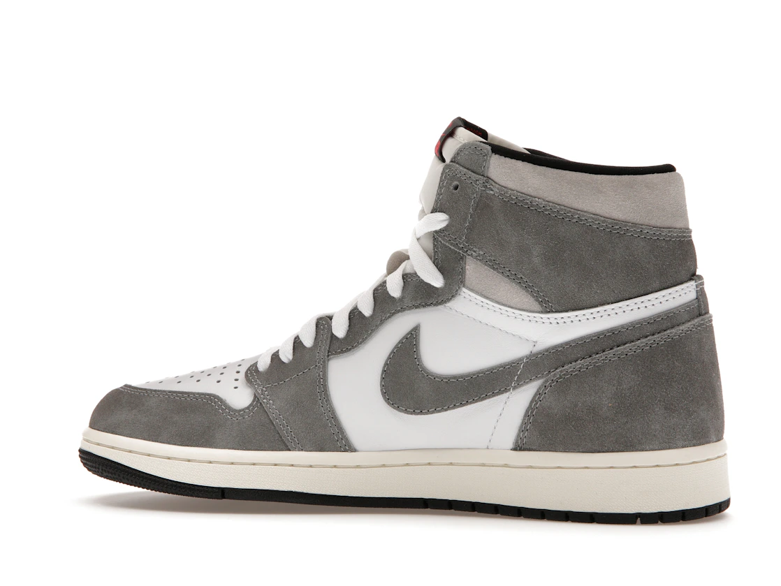 Vue 21 de Jordan 1 Retro High OG Washed Black