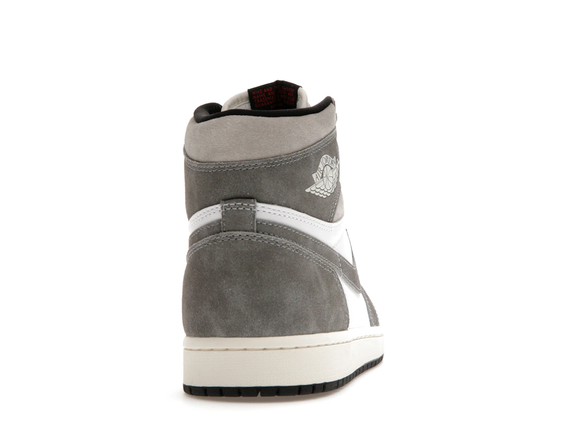 Vue 29 de Jordan 1 Retro High OG Washed Black