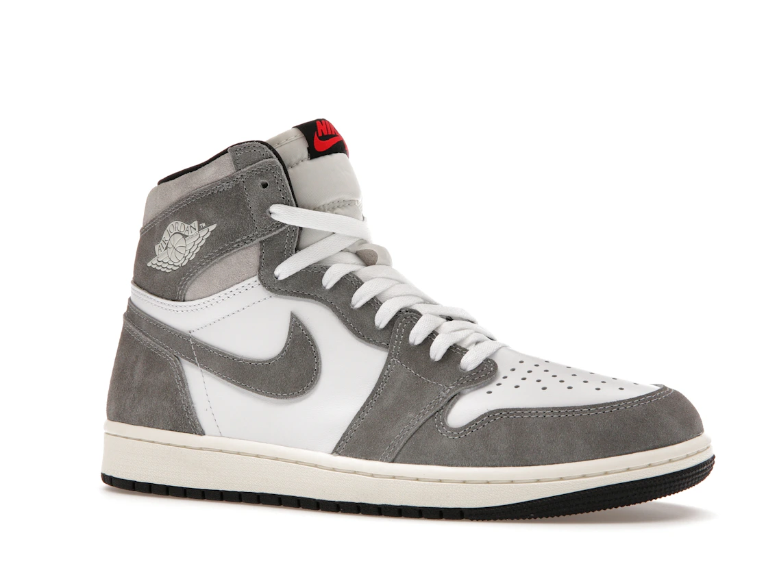 Vue 4 de Jordan 1 Retro High OG Washed Black