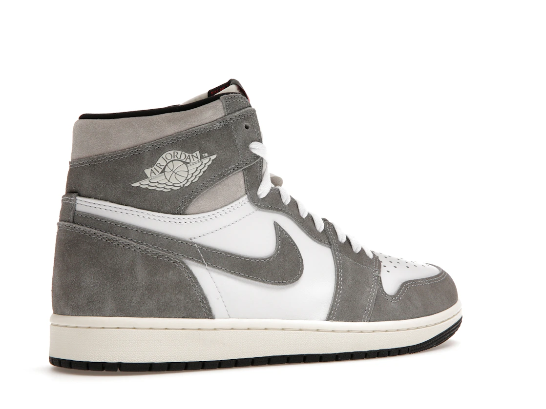 Vue 34 de Jordan 1 Retro High OG Washed Black