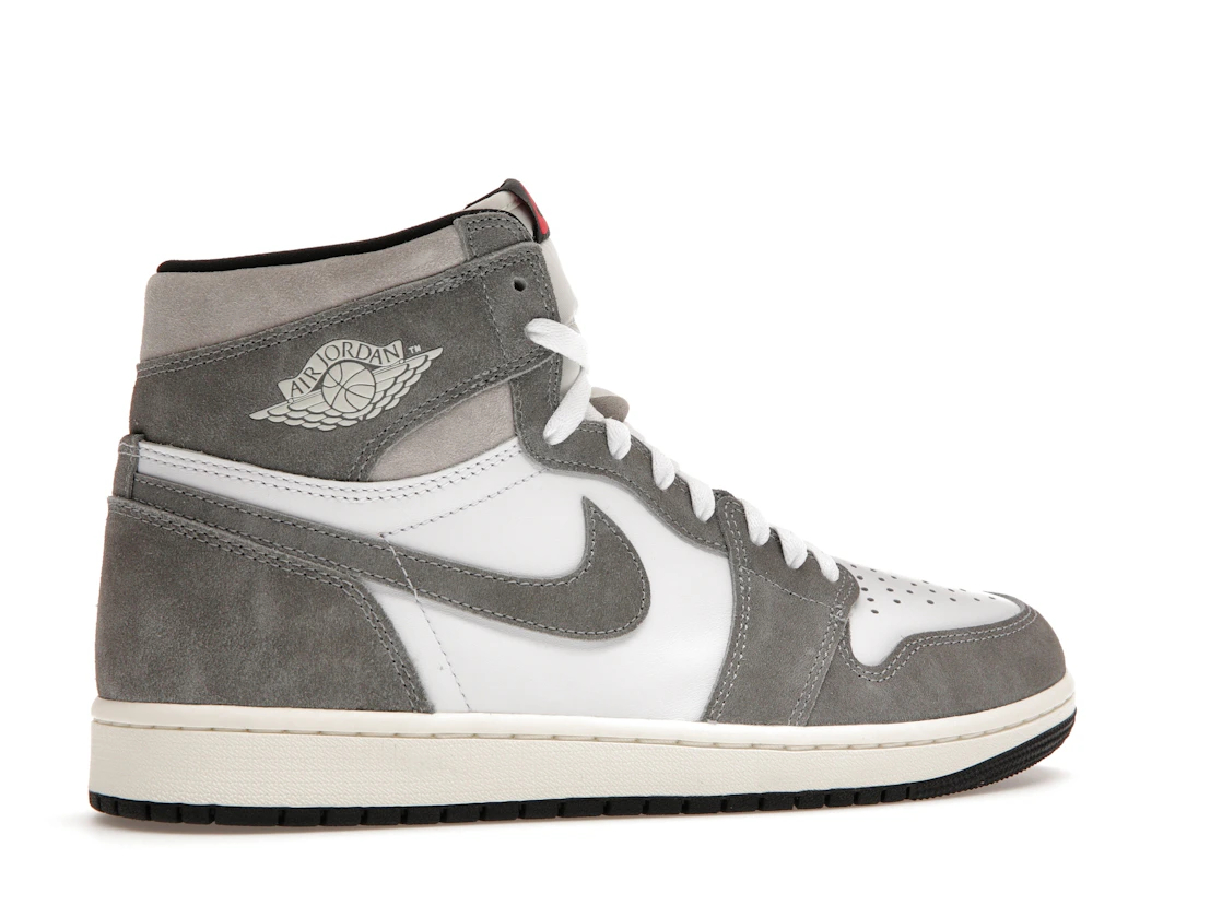 Vue 35 de Jordan 1 Retro High OG Washed Black