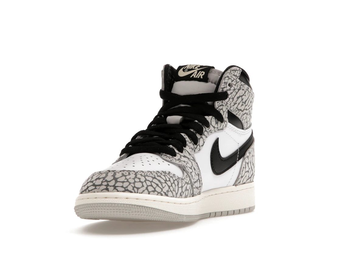Vue 13 de Jordan 1 Retro High OG White Cement (GS)