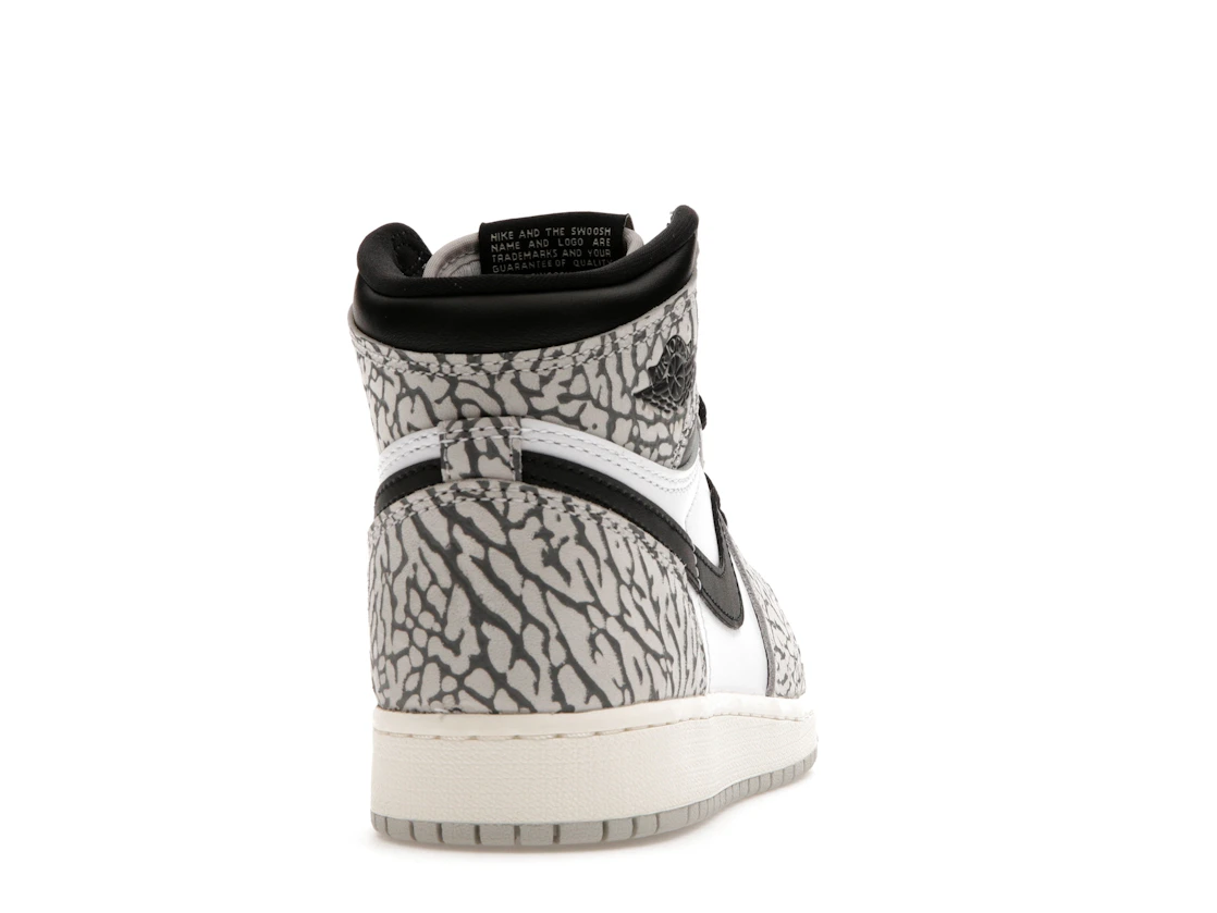 Vue 29 de Jordan 1 Retro High OG White Cement (GS)
