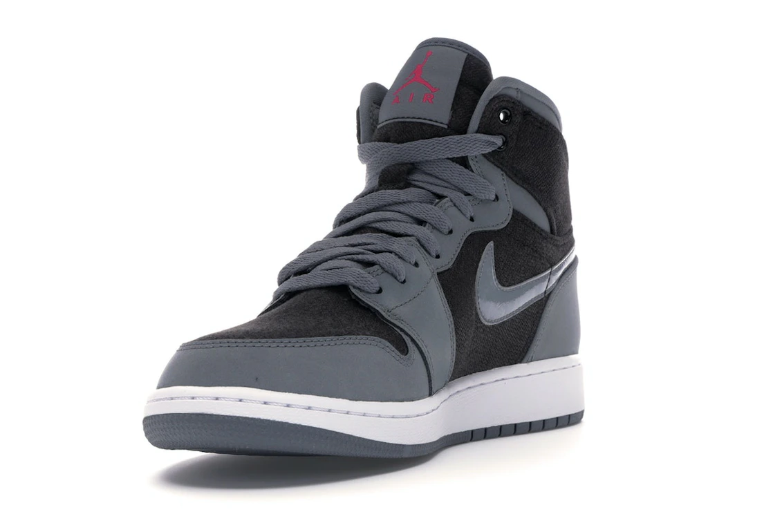 Vue 13 de Jordan 1 Retro High Cool Grey Vivid Pink (GS)